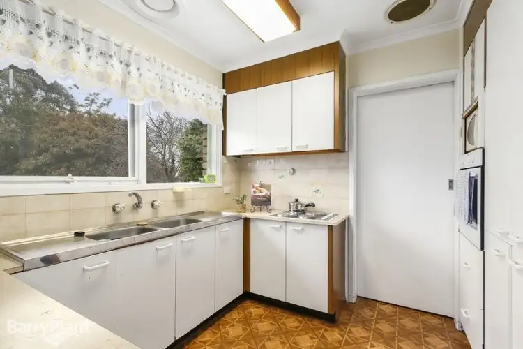 Fifth view of Homely house listing, 10 Gladesville Drive, Kilsyth VIC 3137