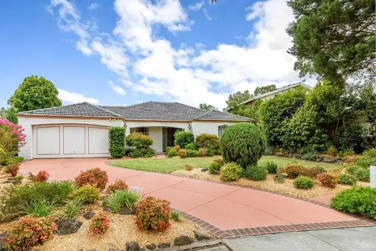 7 Garden Court, Wheelers Hill VIC 3150