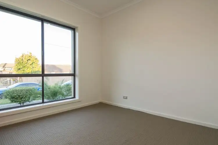 Fourth view of Homely house listing, 21 Pandora Avenue, Thomastown VIC 3074