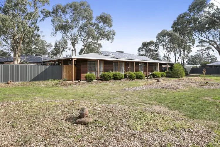 42 Torrens Street, Marong VIC 3515