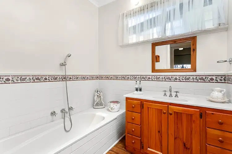 Fifth view of Homely house listing, 3 Packham Street, Box Hill North VIC 3129