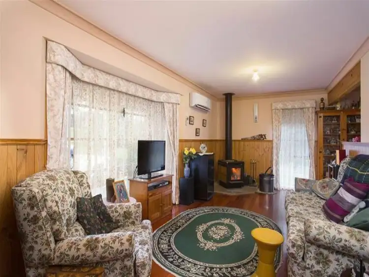 Fifth view of Homely house listing, 18 Broad Road, Campbells Creek VIC 3451