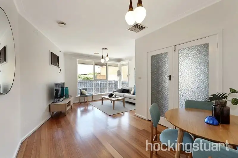 Main view of Homely unit listing, 2/11 Clinton Street, Brighton East VIC 3187