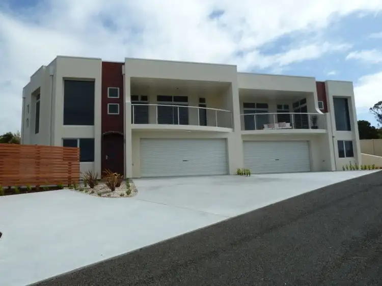 2/5a Clarke Street, Bridport TAS 7262
