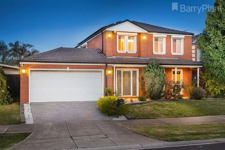 25 Kensington Crescent, Altona Meadows VIC 3028