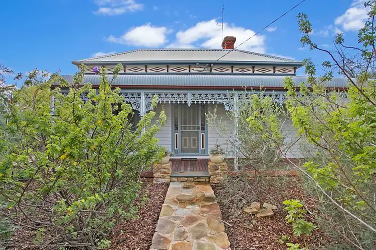 10 Kneebone Street, Eaglehawk VIC 3556