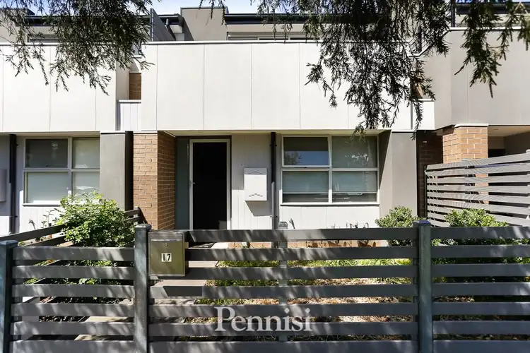 17 Stewart Street, Pascoe Vale VIC 3044