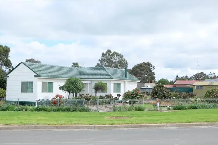19 Church Street, Lindenow VIC 3865