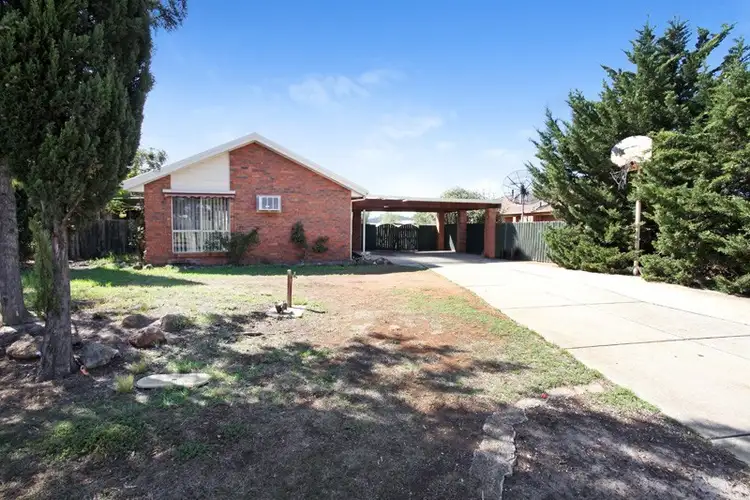 13 Prior Court, Brookfield VIC 3338