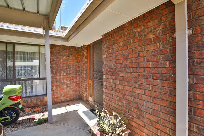 Second view of Homely house listing, 2/318 Eighth Street, Mildura VIC 3500