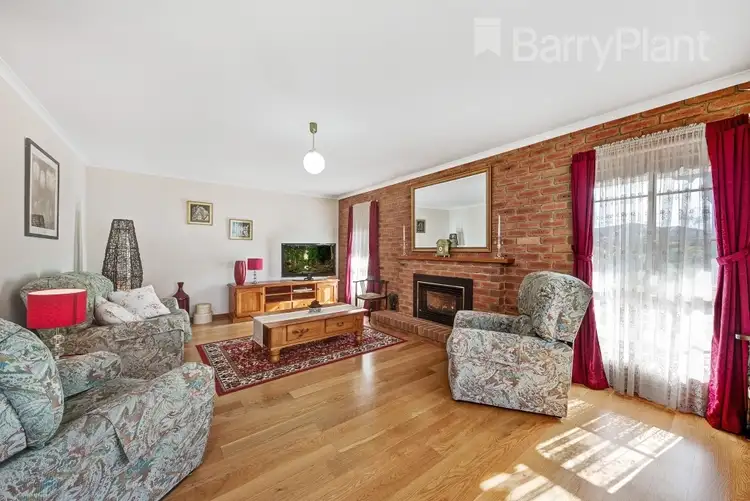 Second view of Homely house listing, 3 Sky Court, Werribee VIC 3030