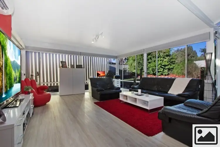 Second view of Homely house listing, 7 Falcon Crescent, Claremont Meadows NSW 2747