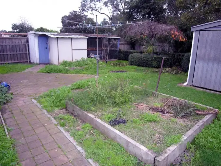 Fifth view of Homely house listing, 21 Alexandra Avenue, Sale VIC 3850
