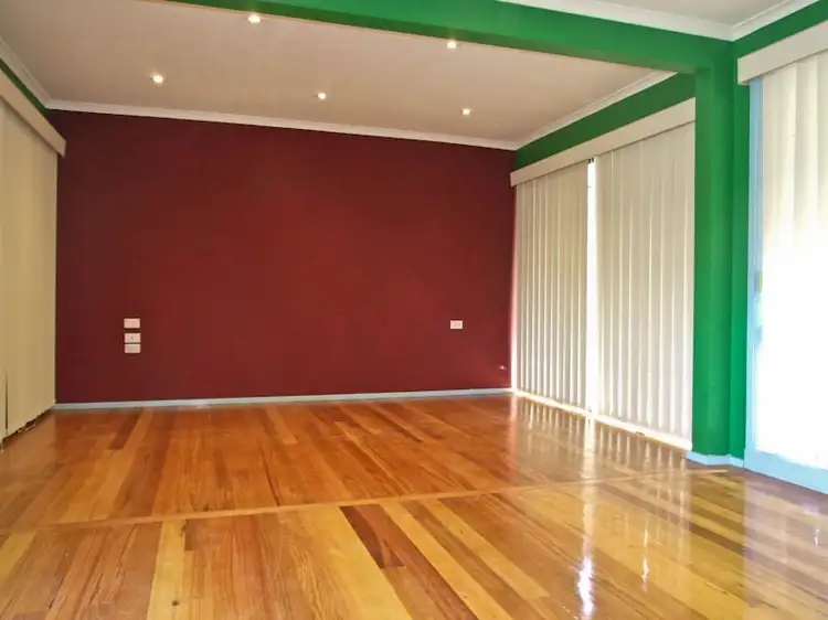 Third view of Homely house listing, 6 Parkview Court, Lalor VIC 3075