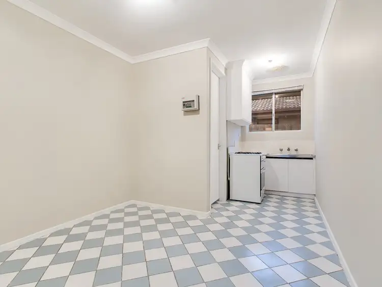 Fourth view of Homely unit listing, 2/20 Strathmore Crescent, Hoppers Crossing VIC 3029