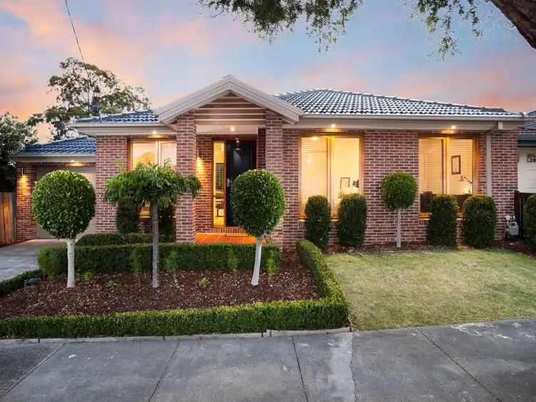 2/174 Lawrence Road (fronting Milliara Street), Mount Waverley VIC 3149
