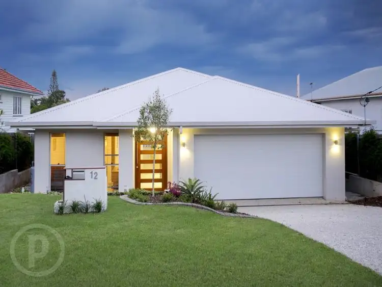 12 Essie Avenue, Tarragindi QLD 4121