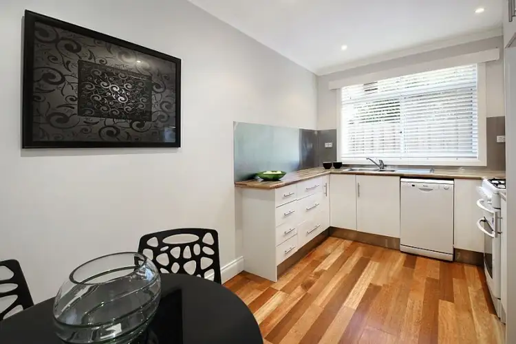 Fourth view of Homely apartment listing, 2/10 Osborne Avenue, Glen Iris VIC 3146