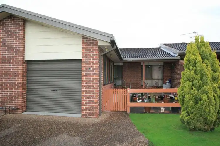 2/113 George Street, East Maitland NSW 2323