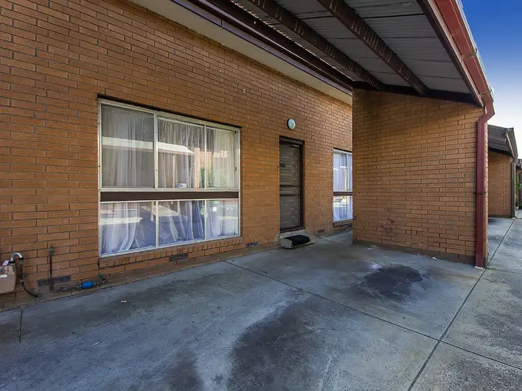 Fifth view of Homely unit listing, 2/82 Fox Street, St Albans VIC 3021