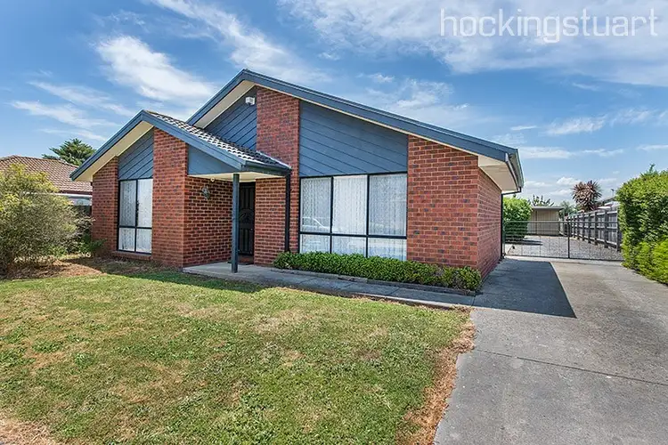 3 McGuigan Drive, Cranbourne West VIC 3977