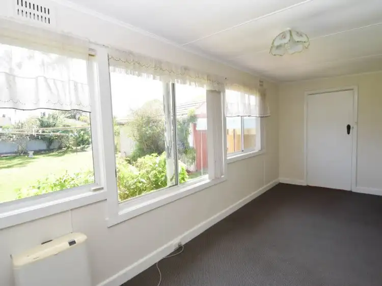 Fifth view of Homely house listing, 16 Medowra Avenue, Wangaratta VIC 3677