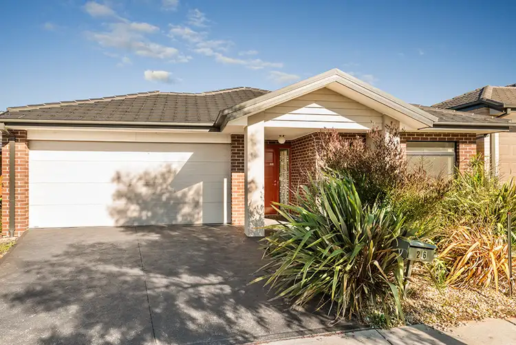 26 McKenzie Way, Doreen VIC 3754