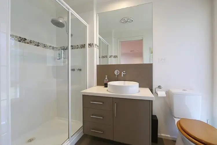 Seventh view of Homely house listing, 6 McFarlane Court, Lysterfield VIC 3156