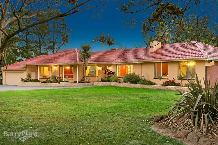 5 Grantchester Road, Narre Warren North VIC 3804