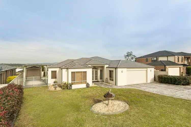 93 Lemonwood Circuit, Thornton NSW 2322