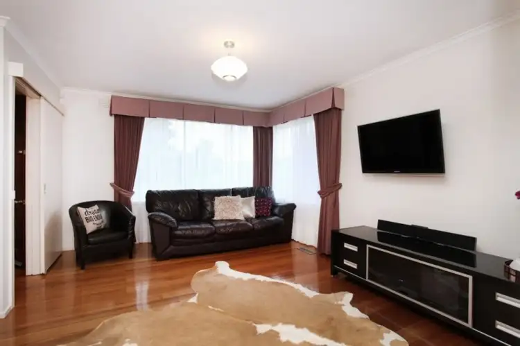 Sixth view of Homely house listing, 29 Aylesbury Crescent, Gladstone Park VIC 3043