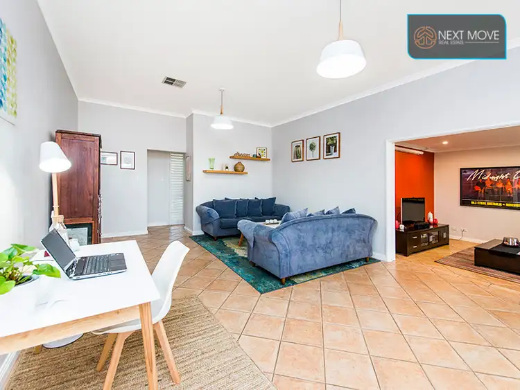Sixth view of Homely house listing, 4 Cohn Court, Willagee WA 6156