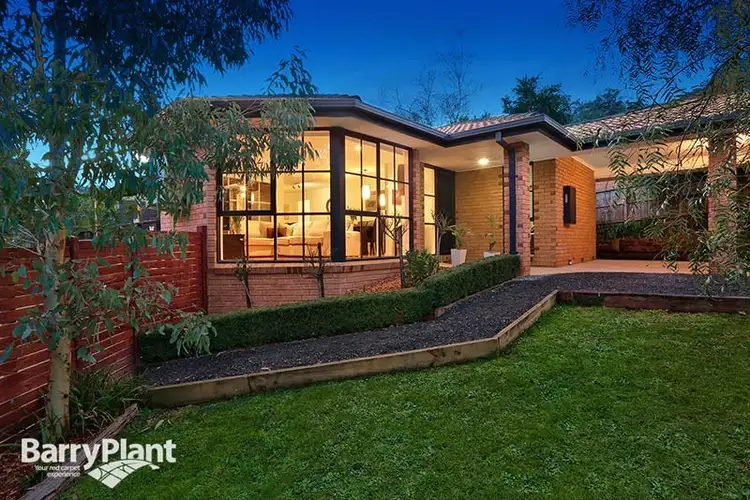 16 Rolaine Close, Lilydale VIC 3140