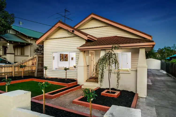 52 Carrington Street, Pascoe Vale South VIC 3044