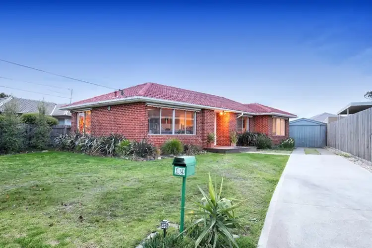 19 Parnell Crescent, Gladstone Park VIC 3043