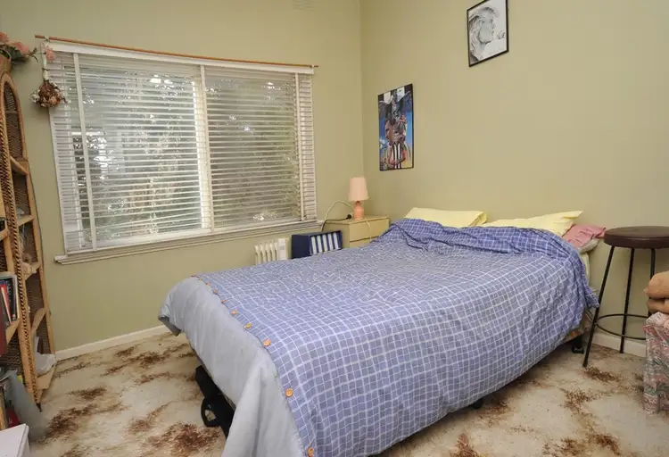 Sixth view of Homely house listing, 1 Morrison Street, Kangaroo Flat VIC 3555