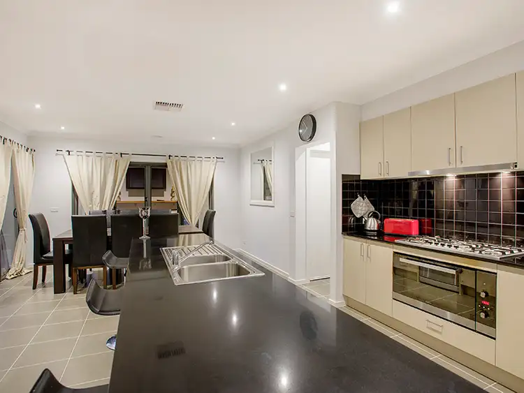Fourth view of Homely house listing, 2 Cockatoo Court, Tarneit VIC 3029