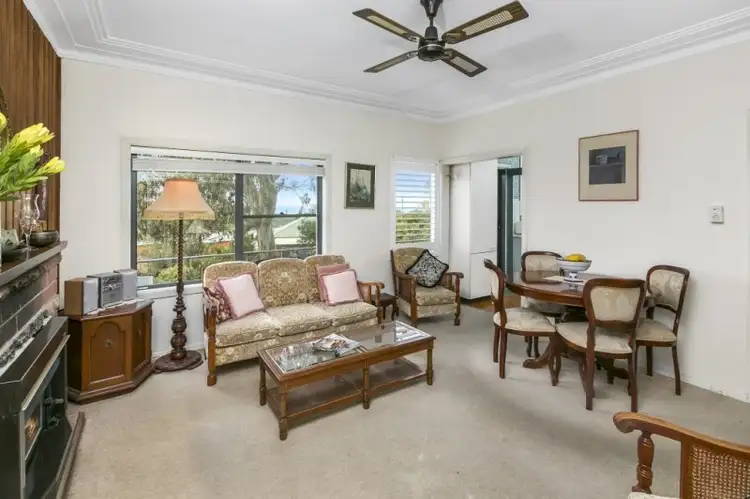 Fifth view of Homely house listing, 4 Cambridge Avenue, Narraweena NSW 2099
