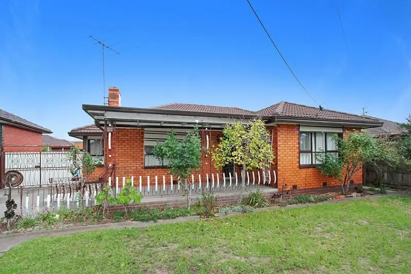 Main view of Homely house listing, 5 Massey Avenue, Reservoir VIC 3073