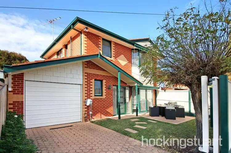 1/98 Mimosa Road, Carnegie VIC 3163