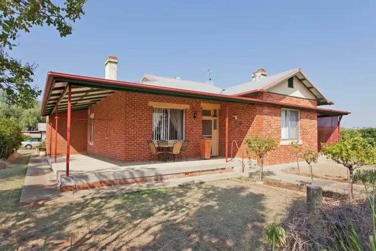 Second view of Homely house listing, 6 Clive Court, Table Top NSW 2640