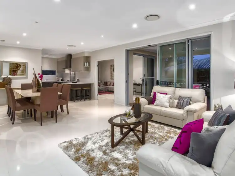 7 Evergreen Street, Mitchelton QLD 4053