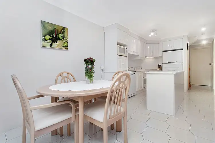 Fourth view of Homely townhouse listing, 2/39 Balston Street, St Kilda East VIC 3183