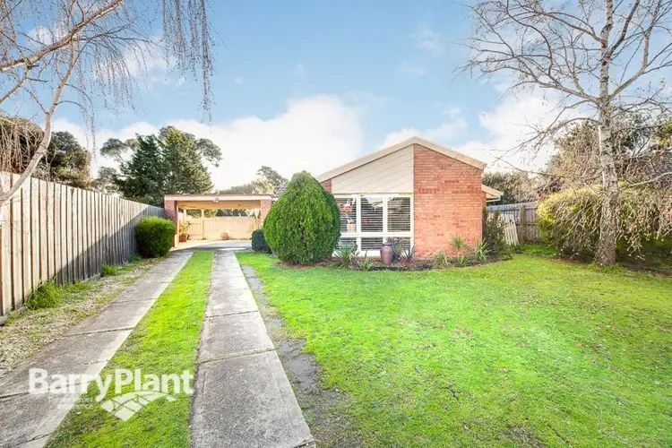 10 Yew Court, Cranbourne North VIC 3977