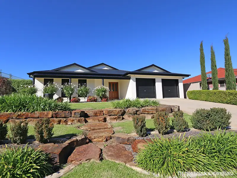Main view of Homely house listing, 126 Yentoo Drive, Glenfield Park NSW 2650