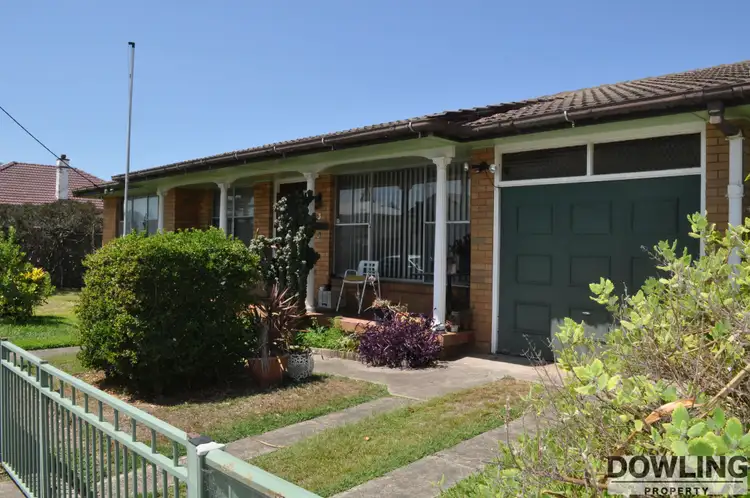 3 Pembroke Street, Stockton NSW 2295