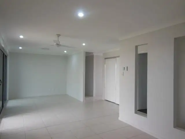 Sixth view of Homely house listing, 7 Reimers Street, Emerald QLD 4720