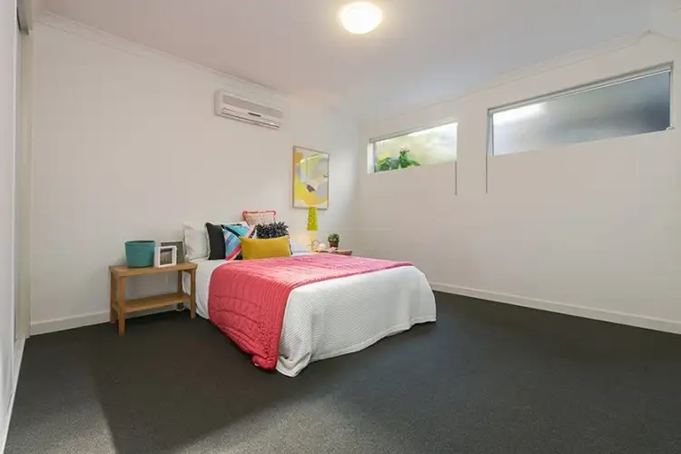 Sixth view of Homely townhouse listing, 1/32 Gourlay Street, St Kilda East VIC 3183