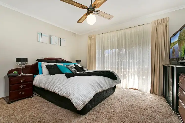 Fifth view of Homely house listing, 17 Ray Street, Castlemaine VIC 3450