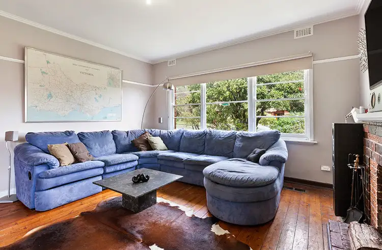 Third view of Homely house listing, 27 Pyalong Avenue, Rosanna VIC 3084